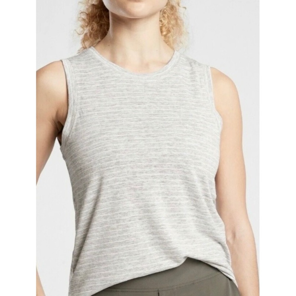 Athleta Breezy Tank Top Womens Large Grey Striped Sleeveless Crew Neck 657798